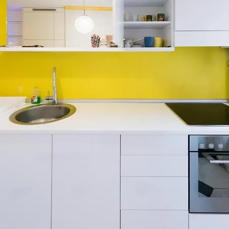 London Apartment