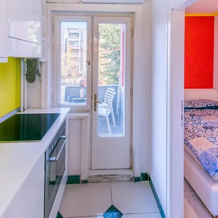 London Apartment